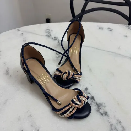 Sandália Uza azul 37
