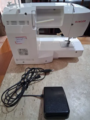 Máquina de costura