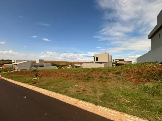 Terreno - Condomínio à Venda, 275M² Alto da Boa Vista- Cravinhos
