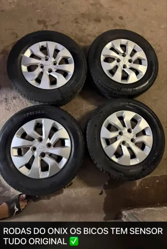 Roda Ferro com pneus Original Gm Ônix Cobalt Prisma aro 14