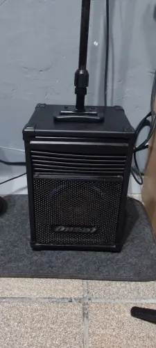 Caixa de Som Amplificada