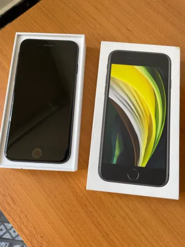 iPhone SE de 2ª geração 128gb