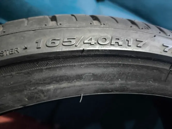 Pneus Baixo 165/40/17