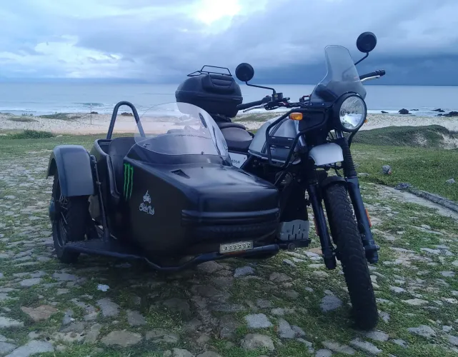 Moto com sidecar