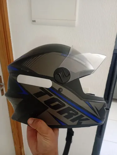 Vendo Capacete Semi Novo