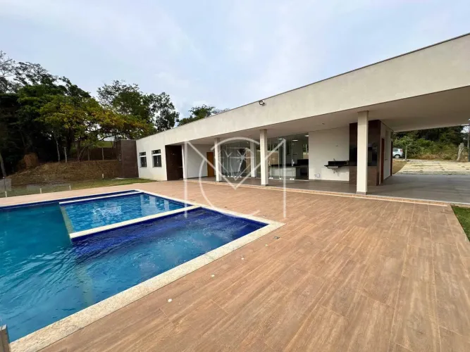 CONDOMÍNIO NOSSA FAZENDA - Casa à venda em Esmeraldas/MG