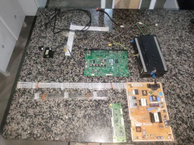 Kit Lote Peças Samsung UN43J5290AG Versão BG04 - Placas E LEDs