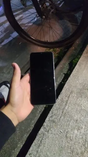 Realme note 60x semi novo