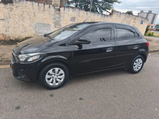 Chevrolet Onix Hatch LT 1.0 8V Flex Mec. 4P 2018