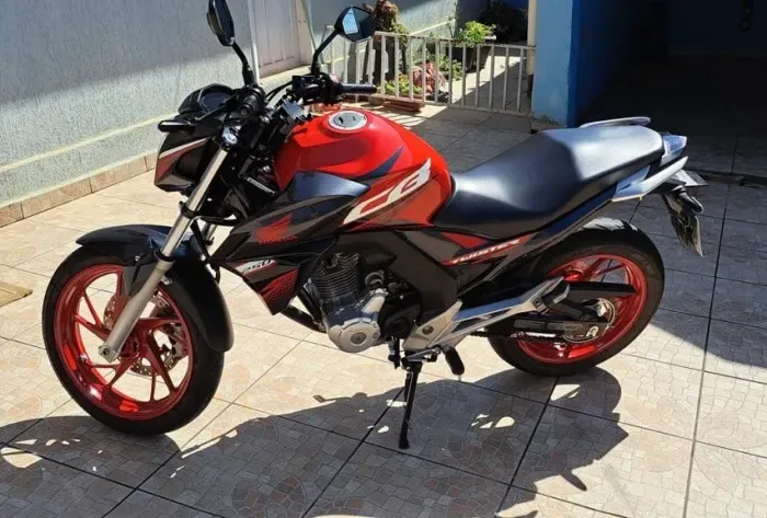 CB 250F TWISTER