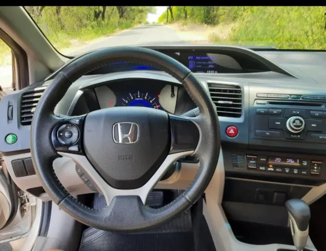 Honda Civic Sedan LXS 1.8/1.8 Flex 16V Aut. 4P 2016