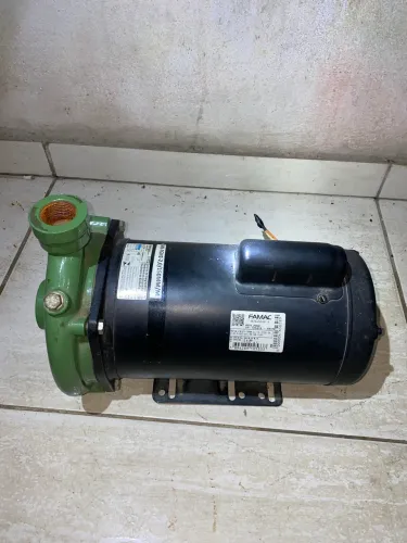 Bomba dágua