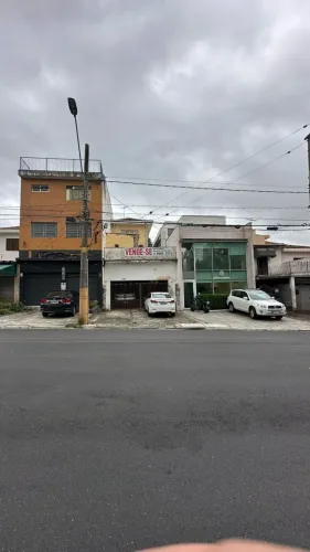 Casa comercial na Avenida Zelina, 1571 220 m²