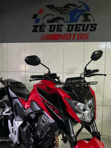 Cb 300f ABS FINANCIAMOS PELO BANCO