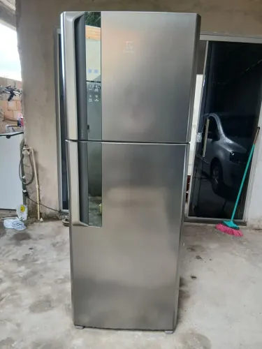 Geladeira electrolux 474l (observação marca de usos)