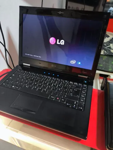 Oportunidade LG Core 2 Duo, HD SSD 8 GBRam, bateria ok, garantia 3 meses. Loja Asa Norte.