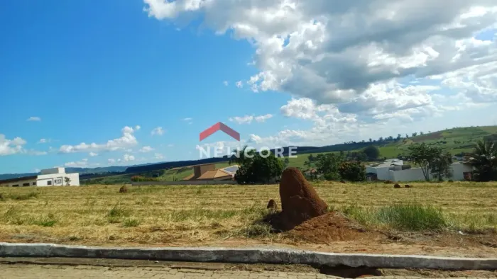 Lote em condomínio em Rua Florêncio Lanfredi - Condomínio Terras de Santa Mariana - Caçapa