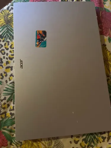 Acer Aspire 3 A315-510P-34XC ( sem o carregador)