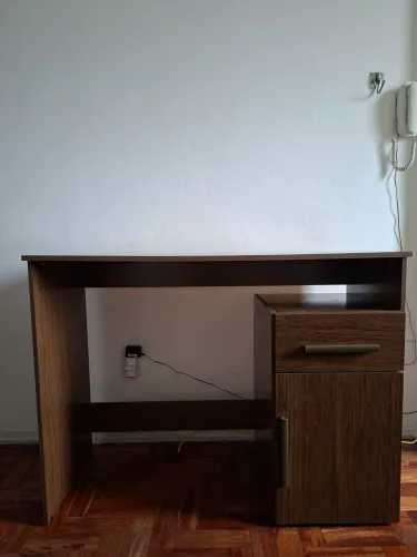 Escrivaninha / Mesa para computador