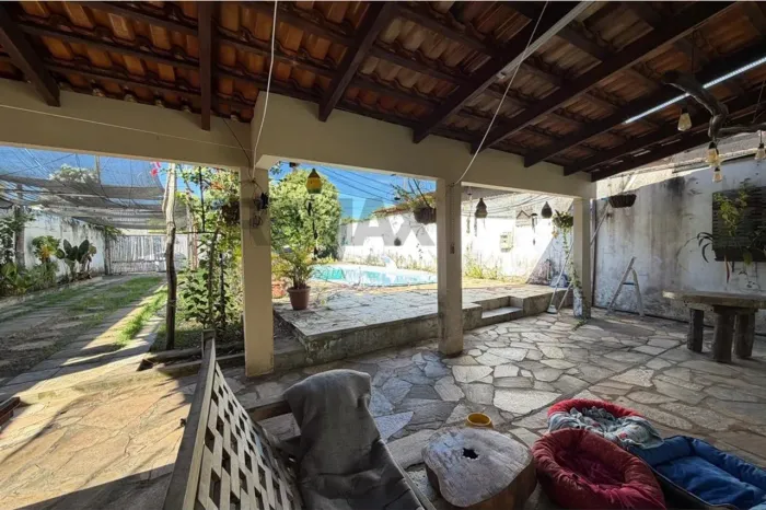 Casa com Piscina à Venda em Araguanã - TO | A Menos de 300 Metros do Rio Araguaia