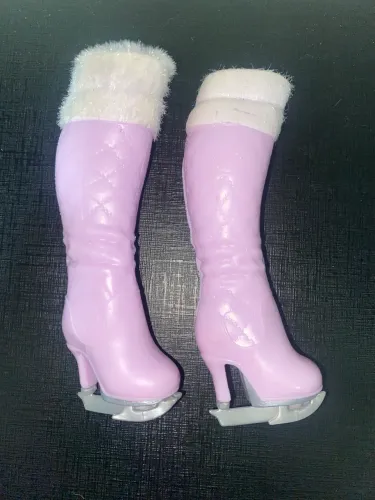 Bota Rainbow High
