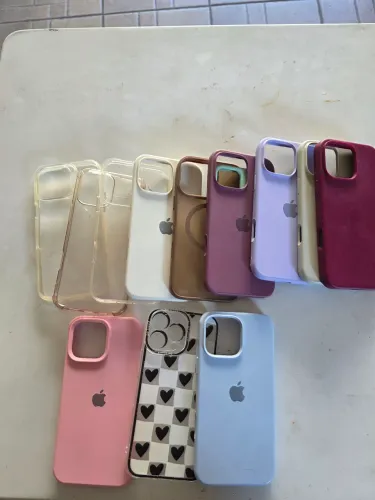 12 Capinha para iPhone pro max 
