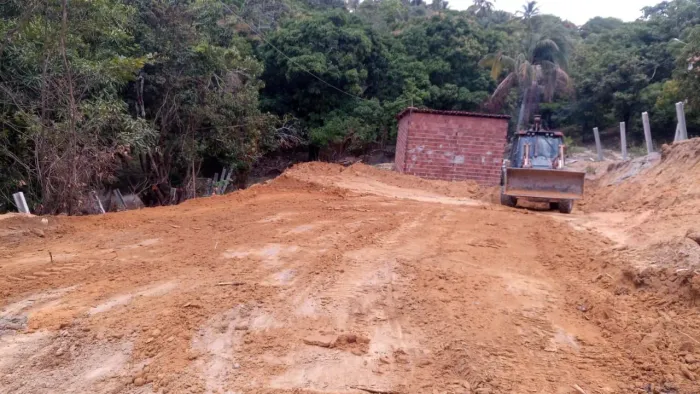 VENDE OU TROCA TERRENO EM GUAXUMA ROTA DO MAR