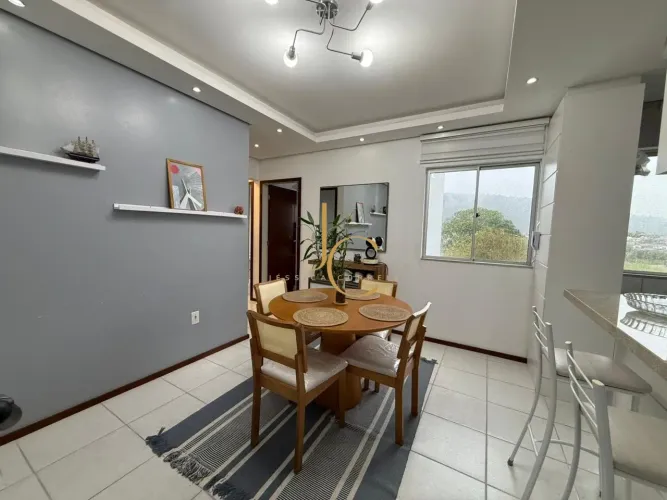 Apartamento semi mobiliado com 3 dormitórios no bairro Fundos em Biguaçu SC