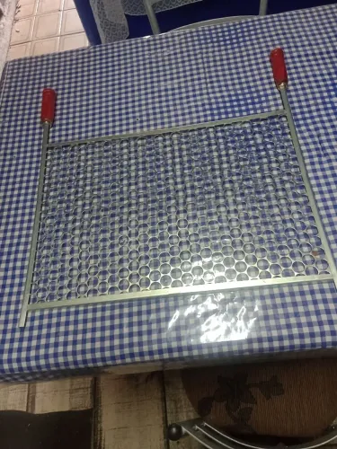 Grelha de churrasco $ 34.00  - 60 x 40 cm. Retirar em bairro alto ctba