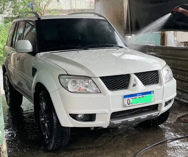 Mitsubishi Pajero TR4 2.0 Flex 16V 4X2 Aut. 2015
