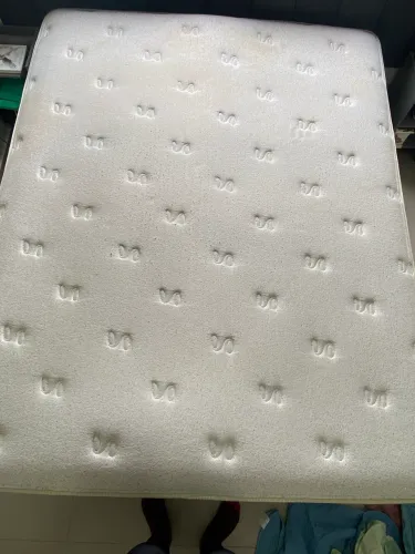 Cama Box Queen + Colchão Herval Maxspring - Seminova
