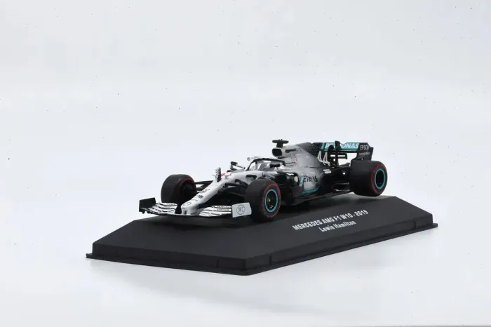 Miniatura Formula 1 Lewis Hamilton 2019 Mercedes