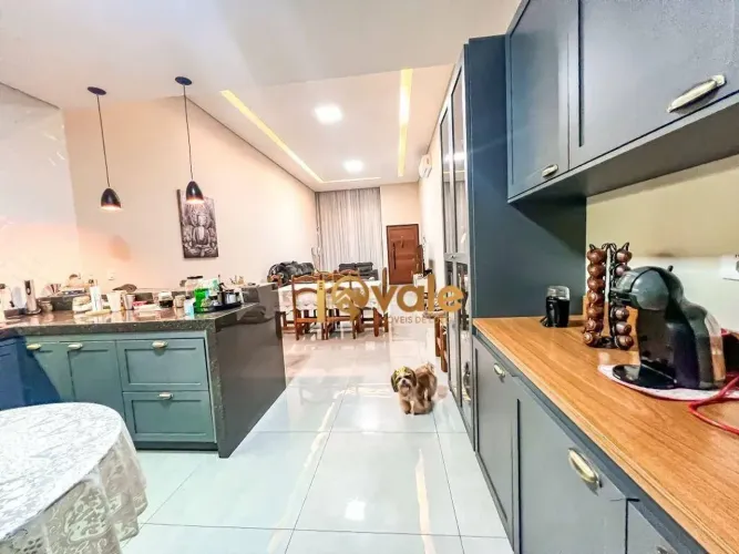 Casa com 3 dormitórios à venda no Vila Branca