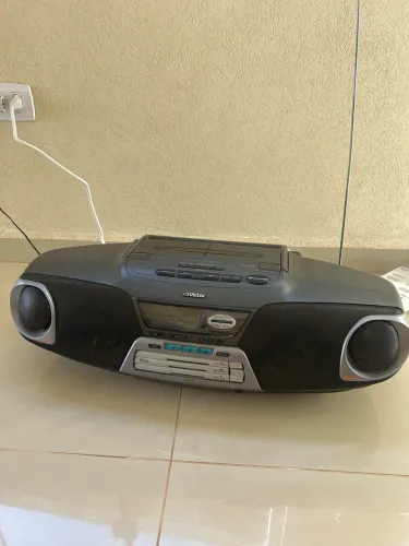 Rádio boombox Victor (JVC) retrô - som potente leia o anúncio.