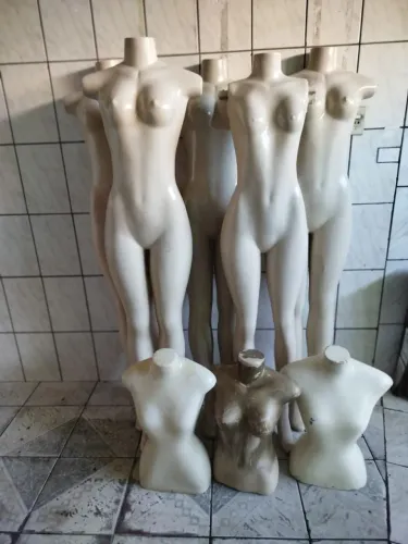 Lote manequins corpo inteiro sem base 