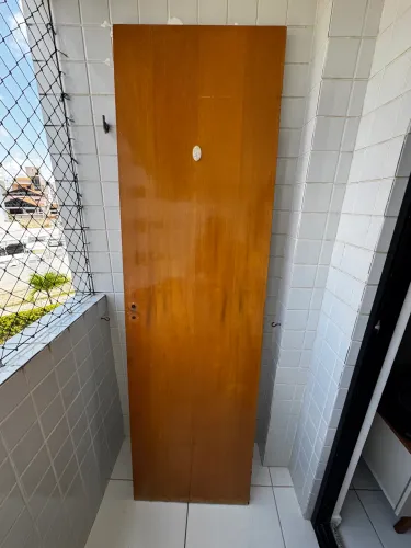 Porta banheiro usada pra retirar 2,10 X 0,60