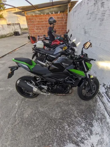 Z400 2022 PRA VENDER LOGO
