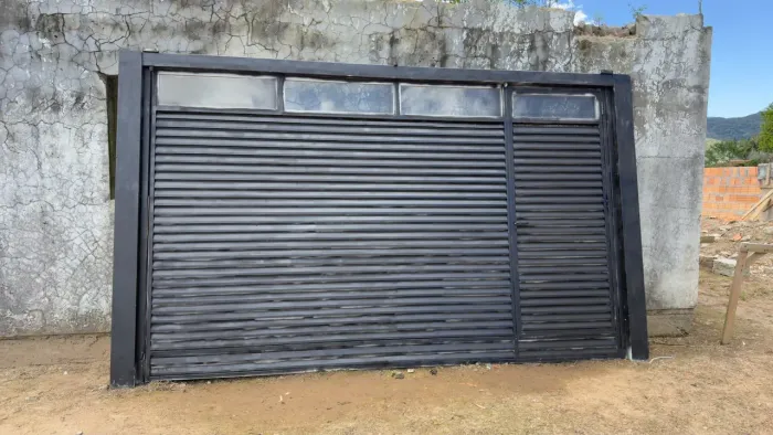 Portão de elevação 