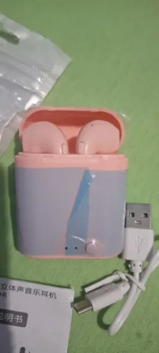 Fone de ouvido sem fio rosa