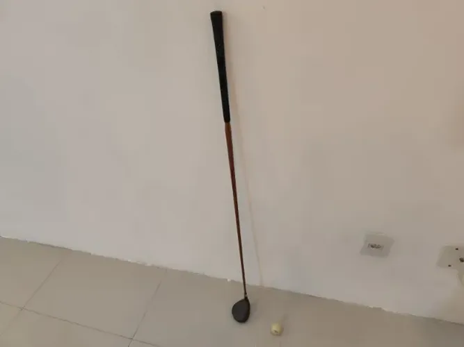 Taco de golfe com Bolinha