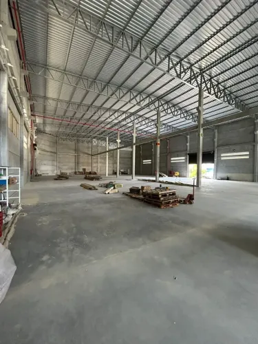 Galpão Comercial - Locação 1890m² Privativos