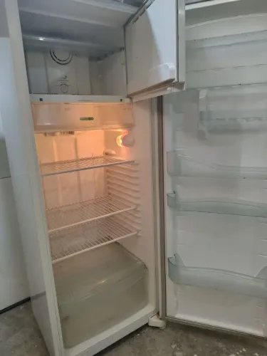 Geladeira Frost free