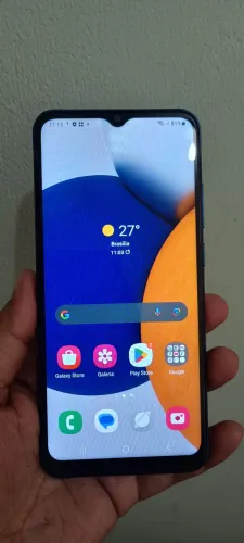 VENDO CELULAR SANSUNG GALAXY A03 COM MARCAS DE USO COM 64GB DE MEMÓRIA, VALOR R$:320,00