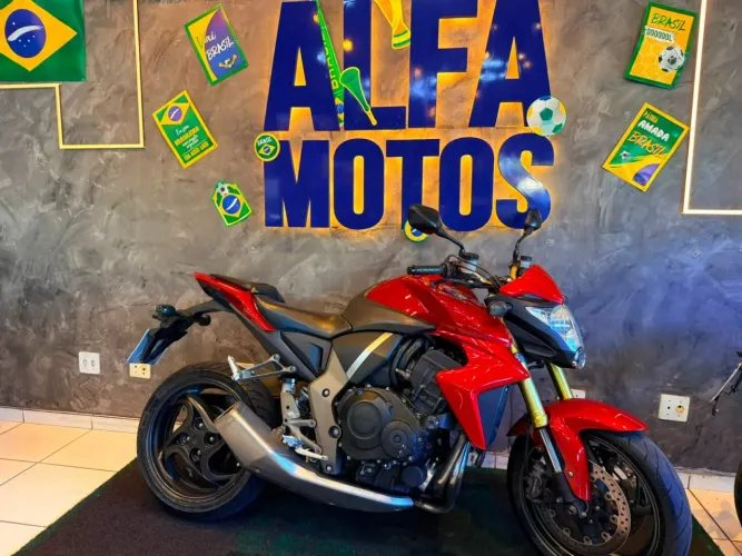 HONDA CB 1000R VERMELHO 2013