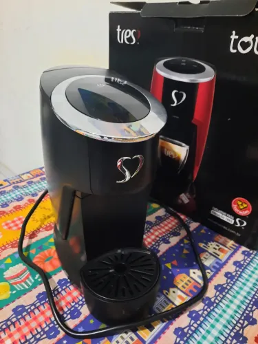 Cafeteira três corações touch nova