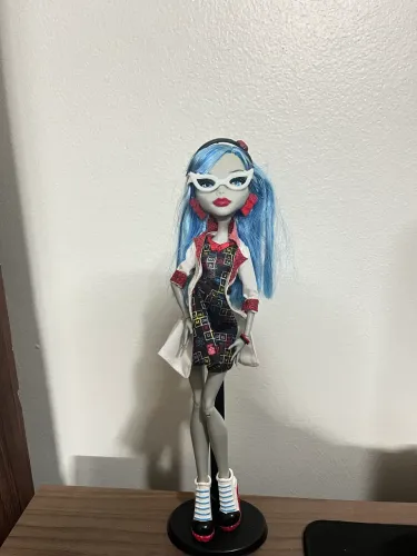 Monster high ghoulia RESERVADA 