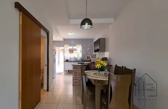 Sobrado 3 dormt (1 suíte)  120m²  Cond. Caucaia 1 | Res. Pastoreiro  Cotia | R$ 370 mil