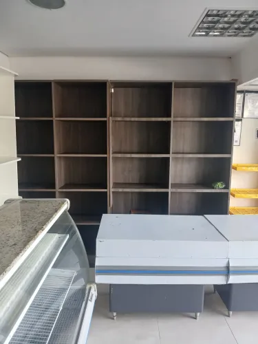 Pratileiras para conveniência