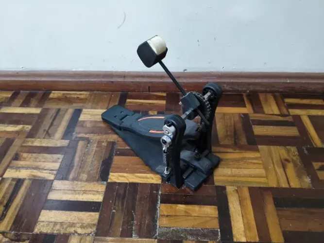 Pedal com Sapata de Ferro e Sistema de Mola Speed