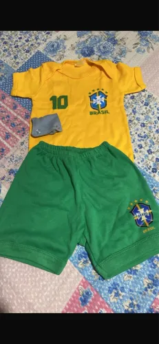 Roupa do Brasil para bebê veste 9 meses a 1 ano GG